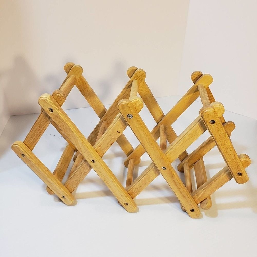 Wooden Expandable Accordion Wine Rack